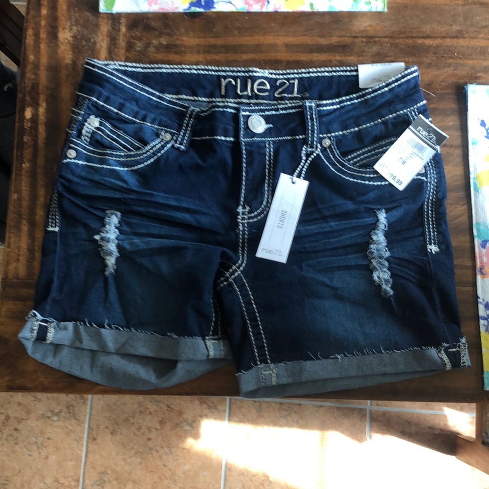 Junior denim shorts